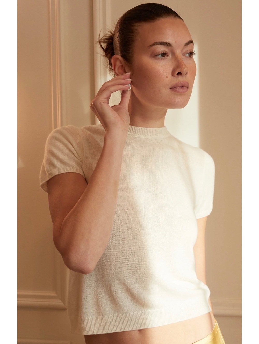 NWT Caara by Few Moda Lux Cashmere Short Sleeve Top Size Small Ivory